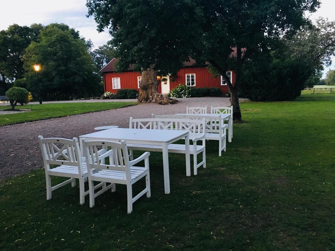 Brunsbo G:A Biskopsgard Hotell & Konferens Skara Exterior foto